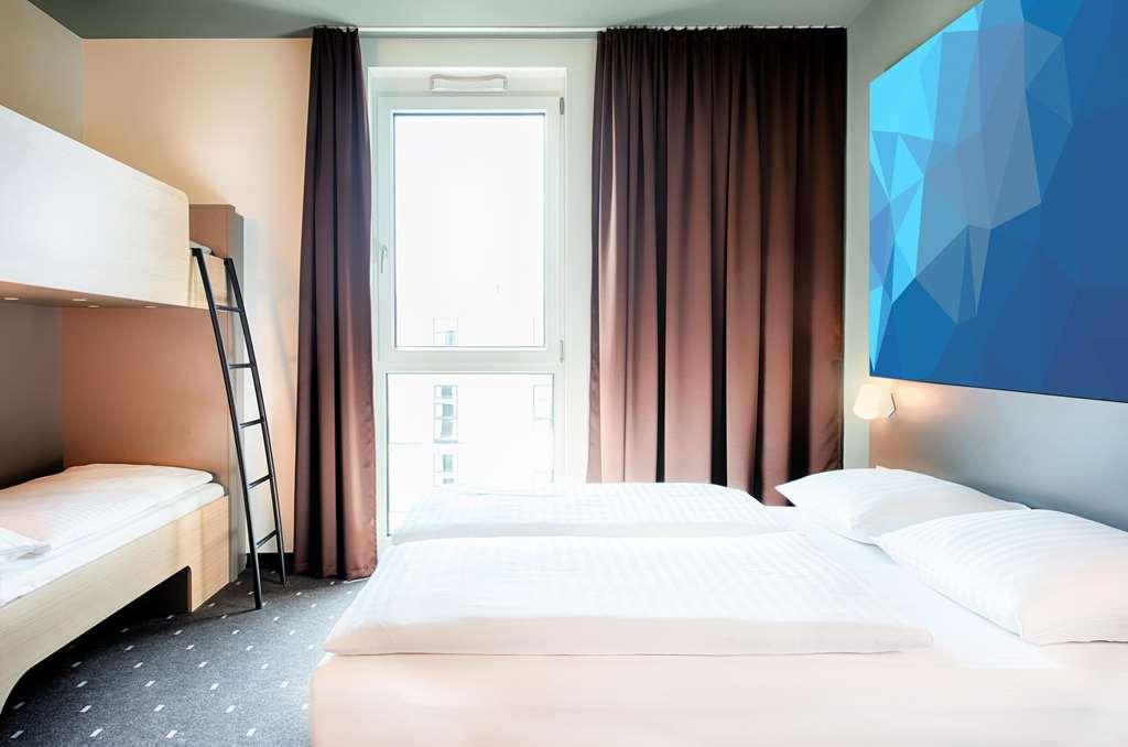B&B Hotel Villingen-Schwenningen Bilik gambar