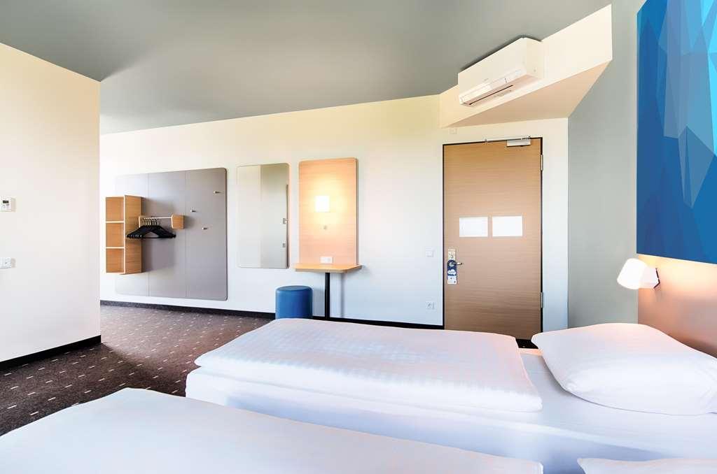 B&B Hotel Villingen-Schwenningen Bilik gambar